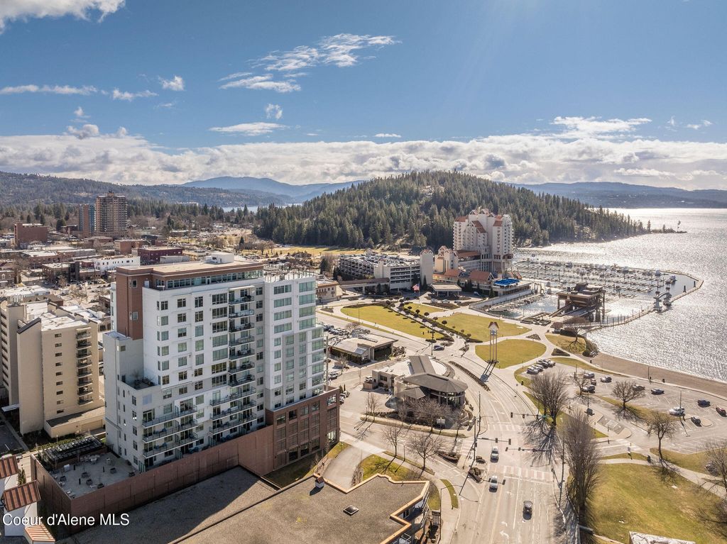 Photo of 201 1ST St #803, Coeur dAlene, ID 83814 (MLS # 25-9245)