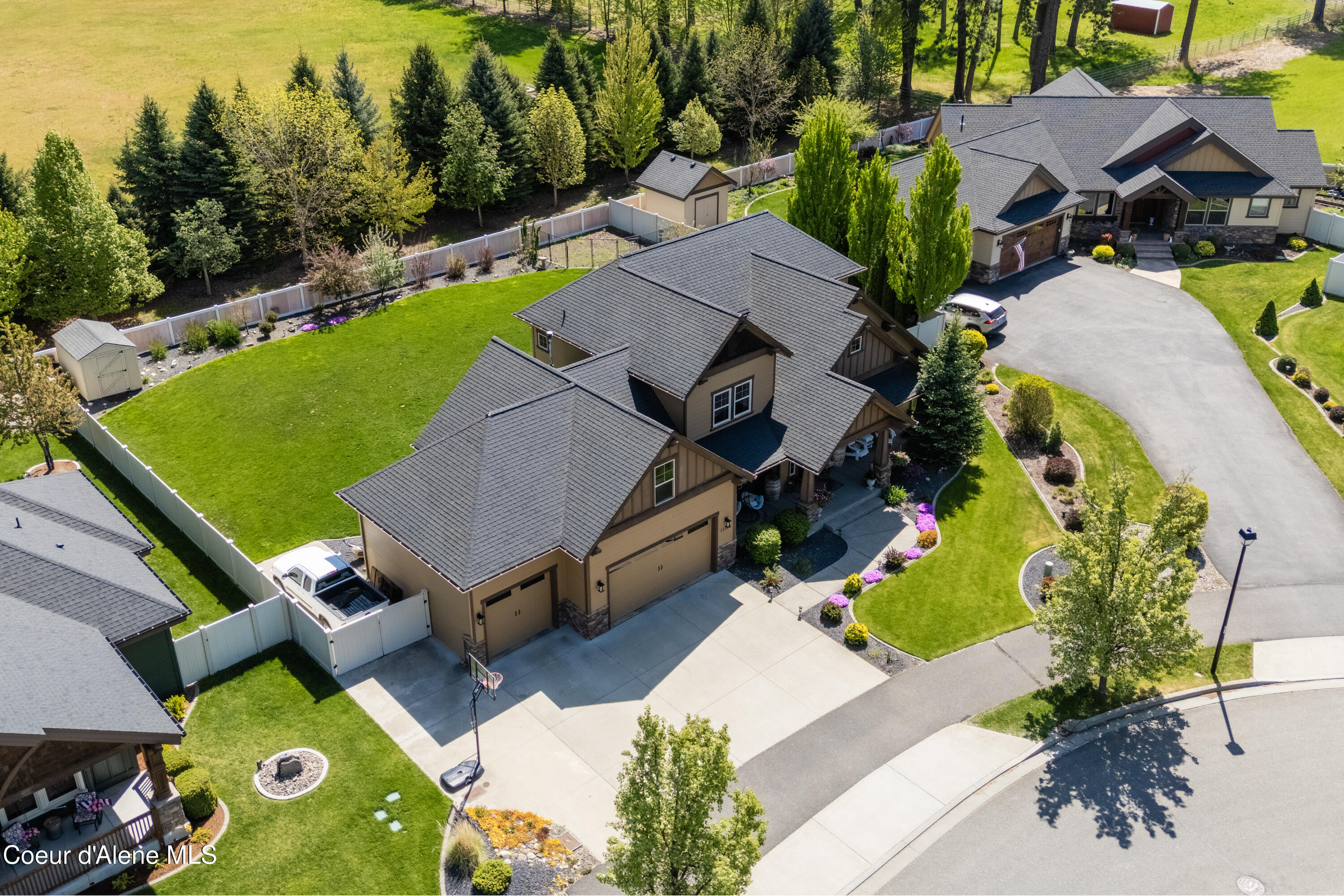 Hayden, Idaho 83835, United States, 4 Bedrooms Bedrooms, ,3 BathroomsBathrooms,Residential,Active,128186