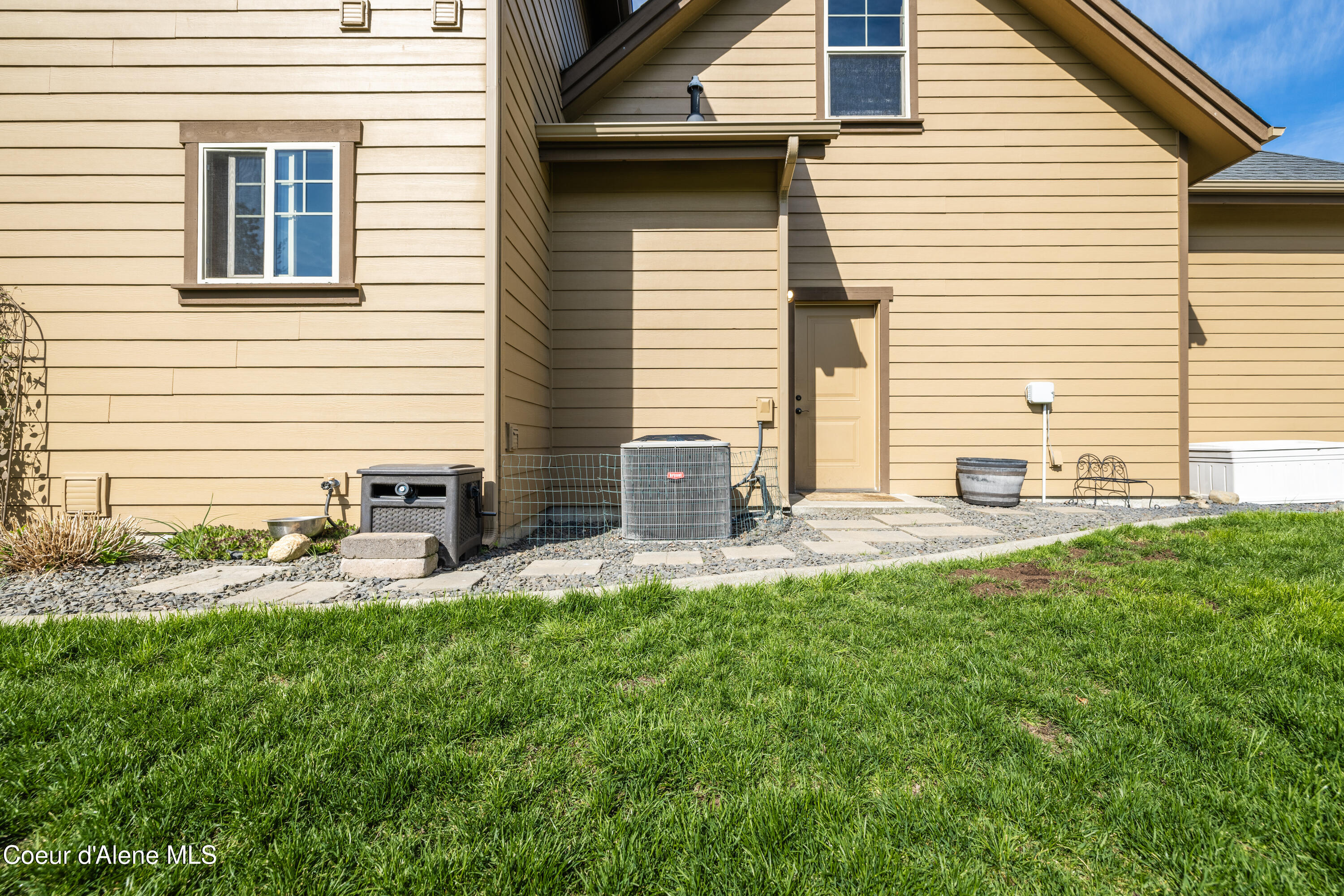 Hayden, Idaho 83835, United States, 4 Bedrooms Bedrooms, ,3 BathroomsBathrooms,Residential,Active,128186