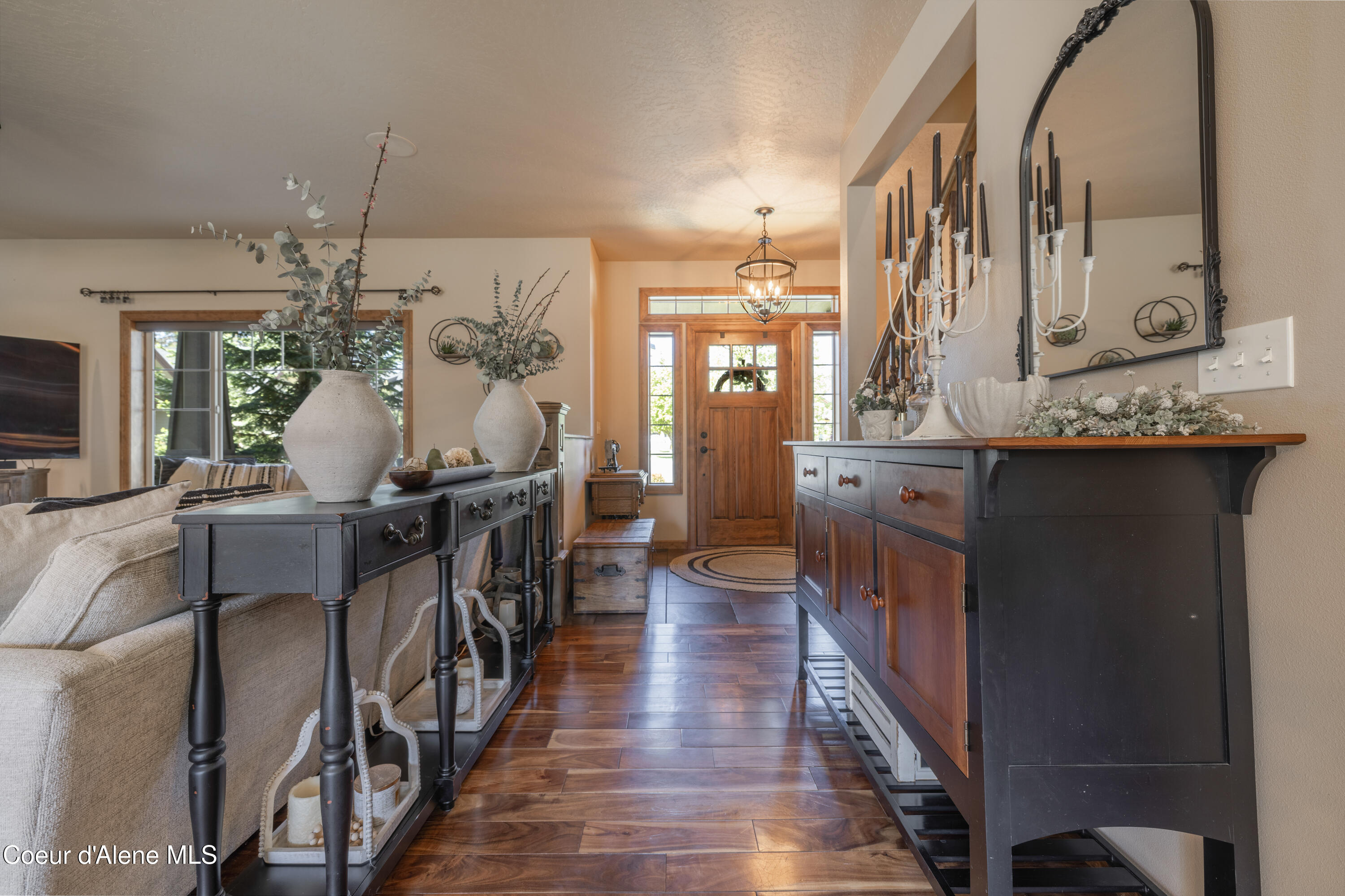 Hayden, Idaho 83835, United States, 4 Bedrooms Bedrooms, ,3 BathroomsBathrooms,Residential,Active,128186