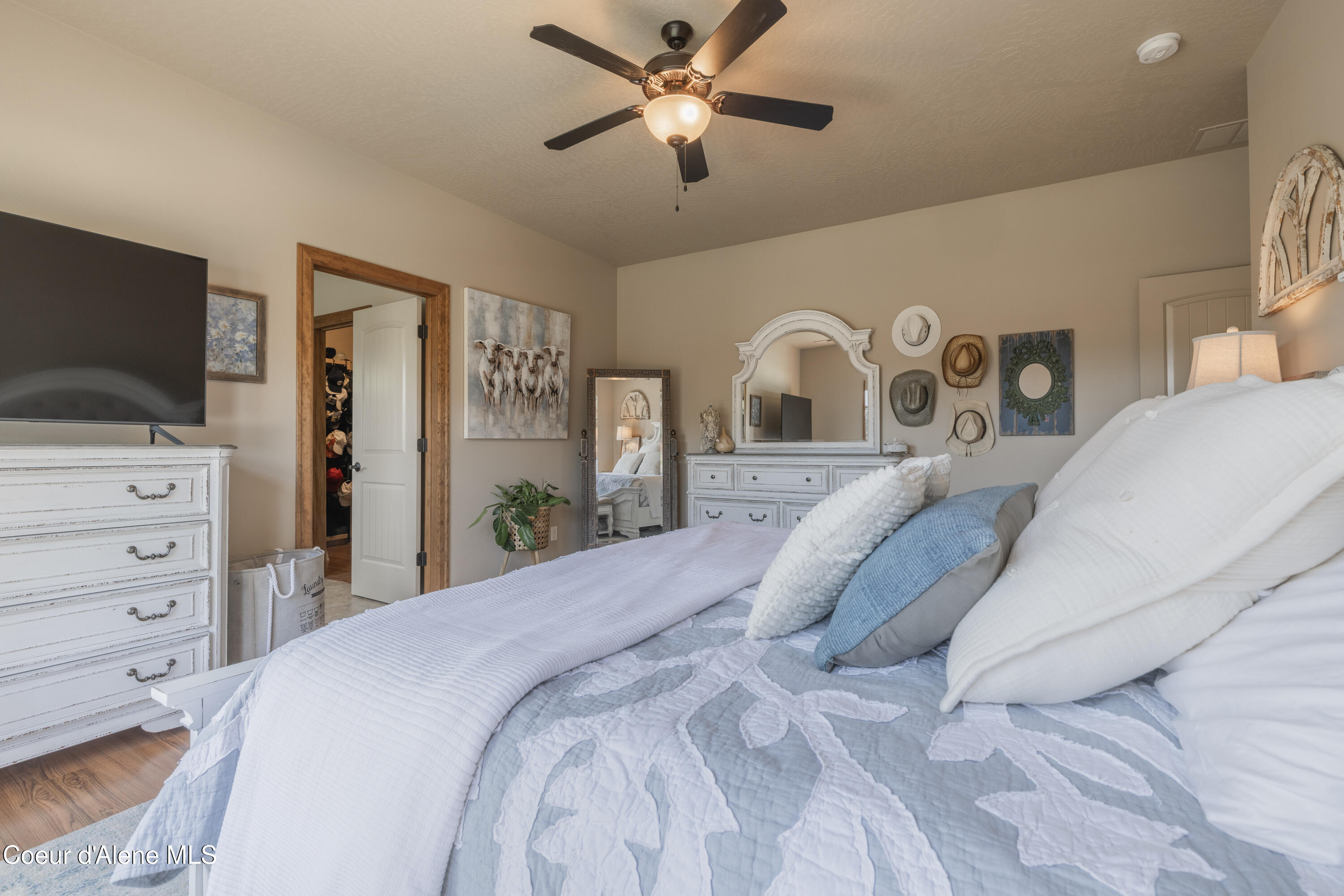 Hayden, Idaho 83835, United States, 4 Bedrooms Bedrooms, ,3 BathroomsBathrooms,Residential,Active,128186