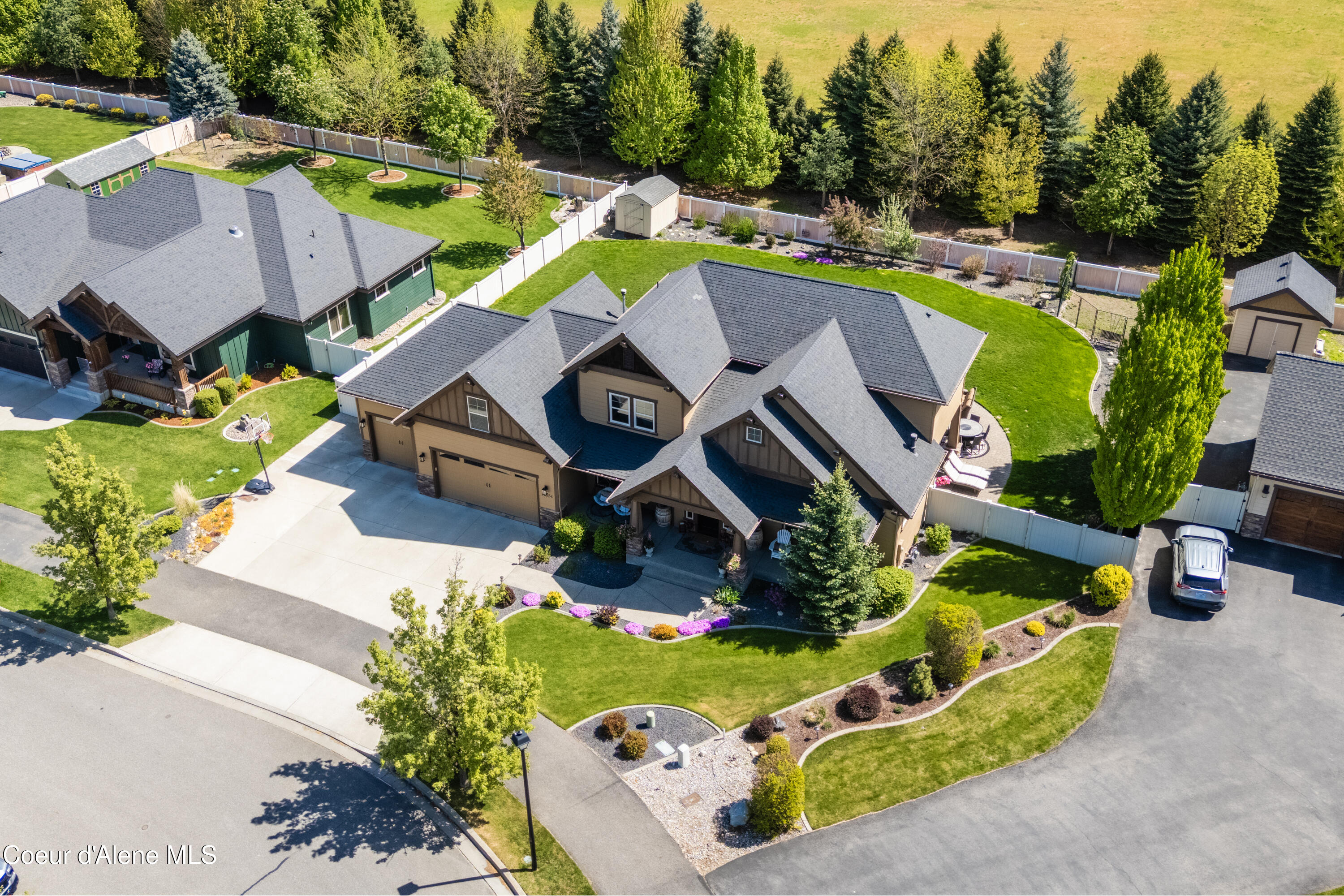 Hayden, Idaho 83835, United States, 4 Bedrooms Bedrooms, ,3 BathroomsBathrooms,Residential,Active,128186