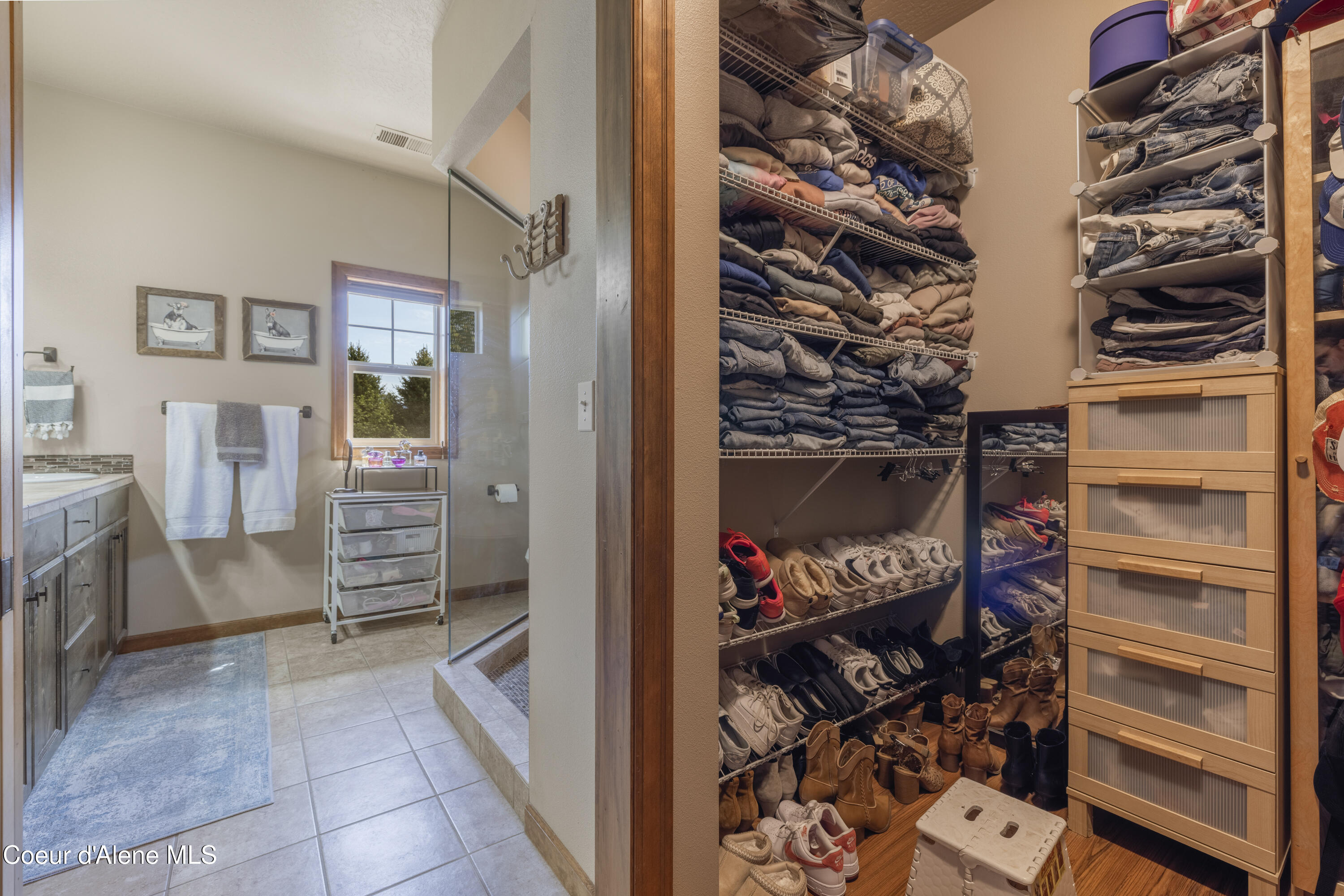 Hayden, Idaho 83835, United States, 4 Bedrooms Bedrooms, ,3 BathroomsBathrooms,Residential,Active,128186