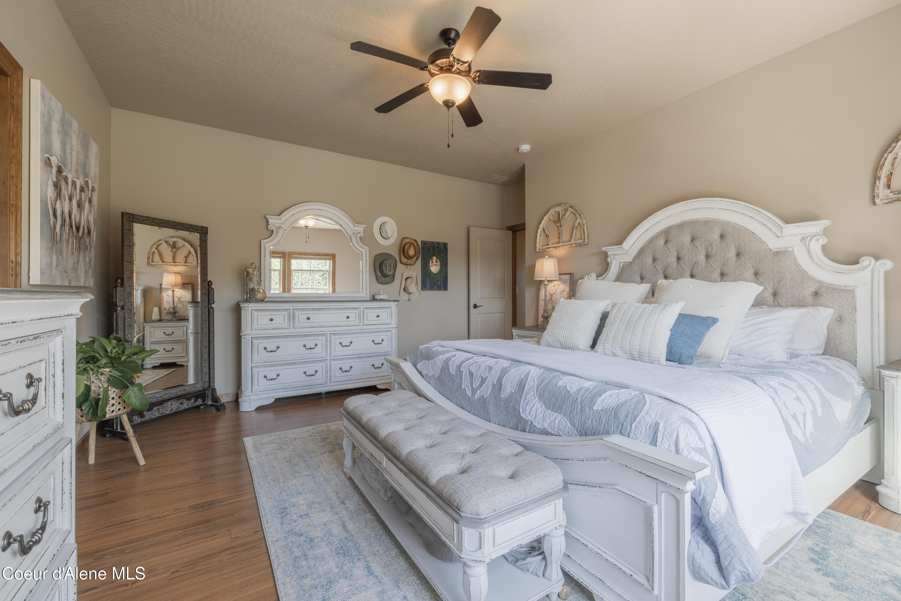 Hayden, Idaho 83835, United States, 4 Bedrooms Bedrooms, ,3 BathroomsBathrooms,Residential,Active,128186