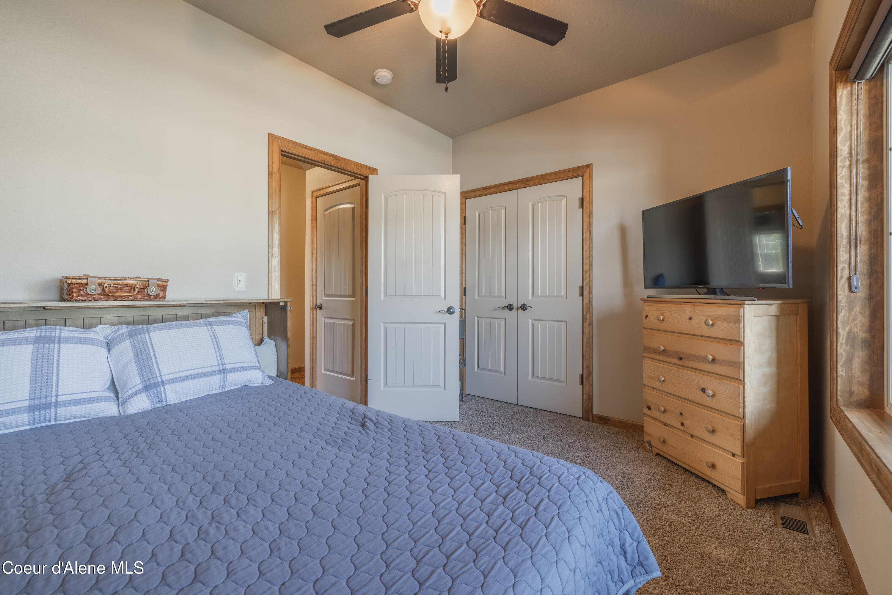 Hayden, Idaho 83835, United States, 4 Bedrooms Bedrooms, ,3 BathroomsBathrooms,Residential,Active,128186