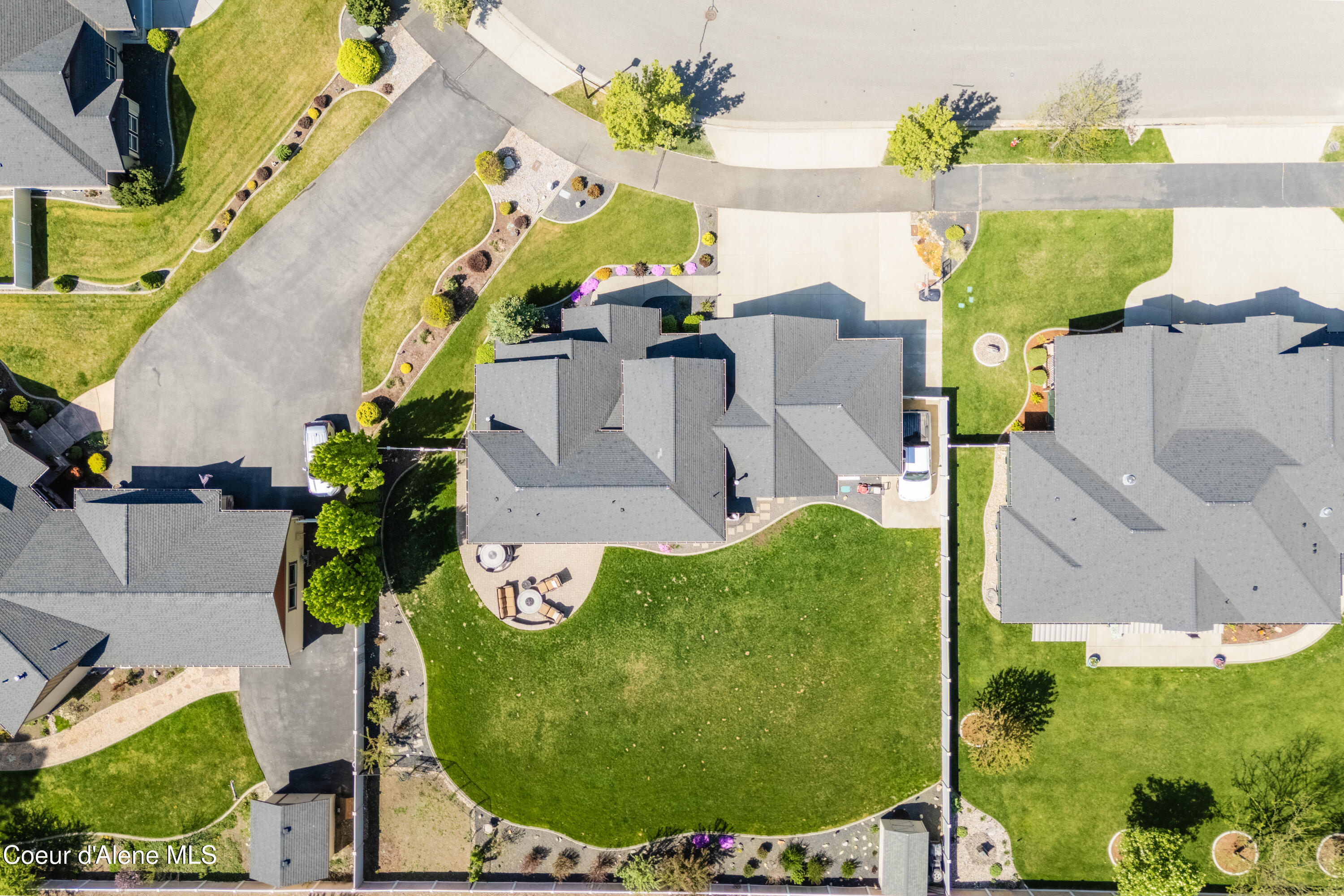 Hayden, Idaho 83835, United States, 4 Bedrooms Bedrooms, ,3 BathroomsBathrooms,Residential,Active,128186