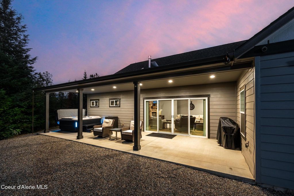Photo of 5864 TWIN LAKES Rd, Rathdrum, ID 83858 (MLS # 25-9209)