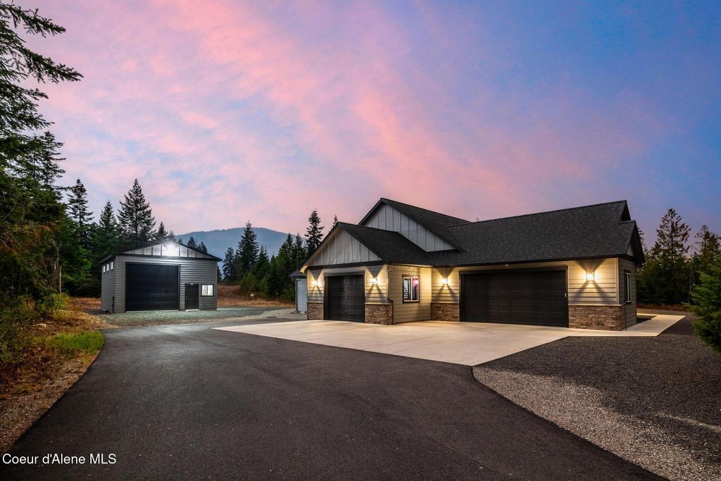 Photo of 5864 TWIN LAKES Rd, Rathdrum, ID 83858 (MLS # 25-9209)
