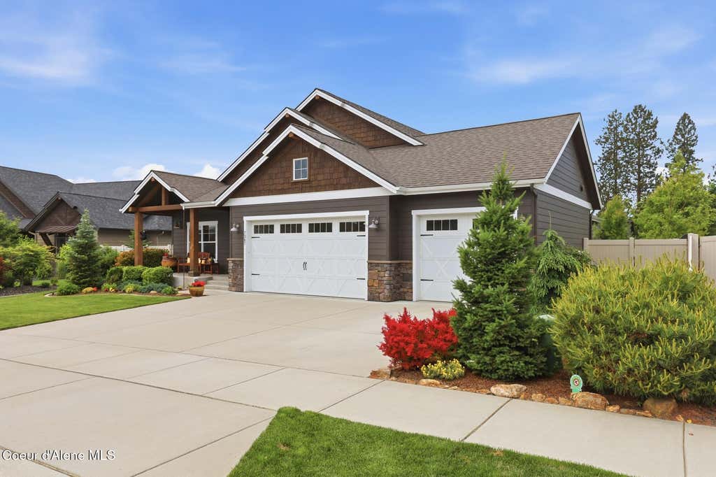 Photo of 7367 ROCHE Dr, Coeur dAlene, ID 83815 (MLS # 26-7489)