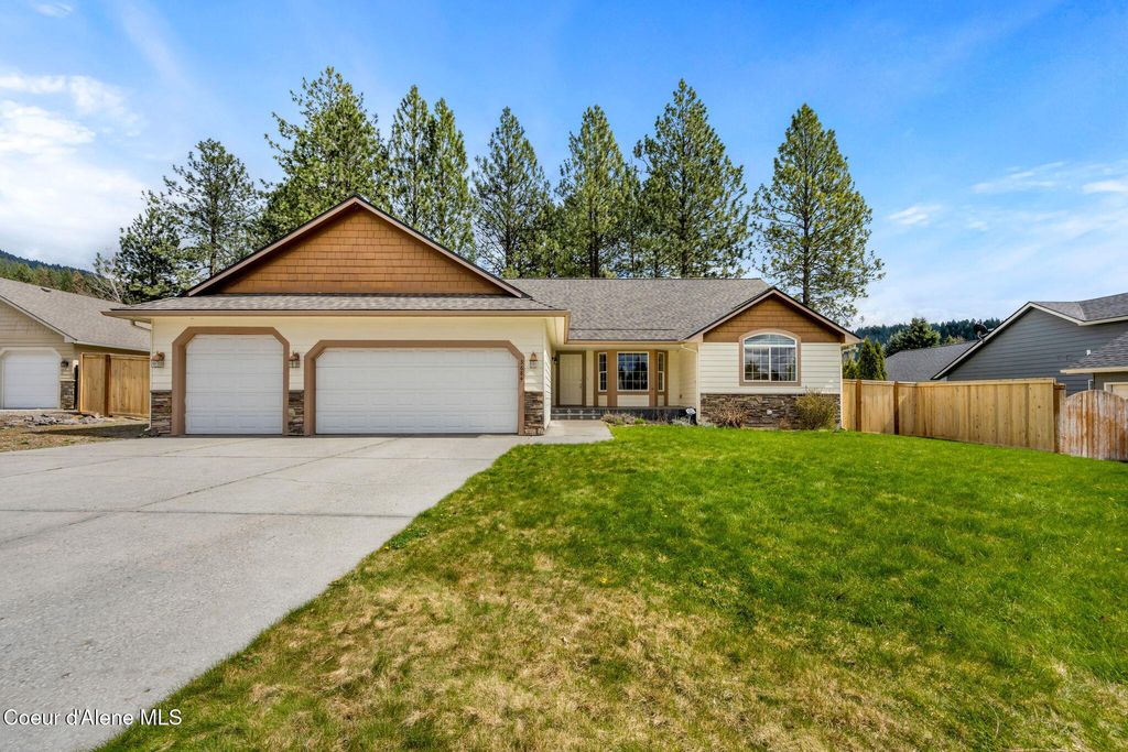 Photo of 3684 Miners Loop, Coeur dAlene, ID 83815 (MLS # 26-3958)