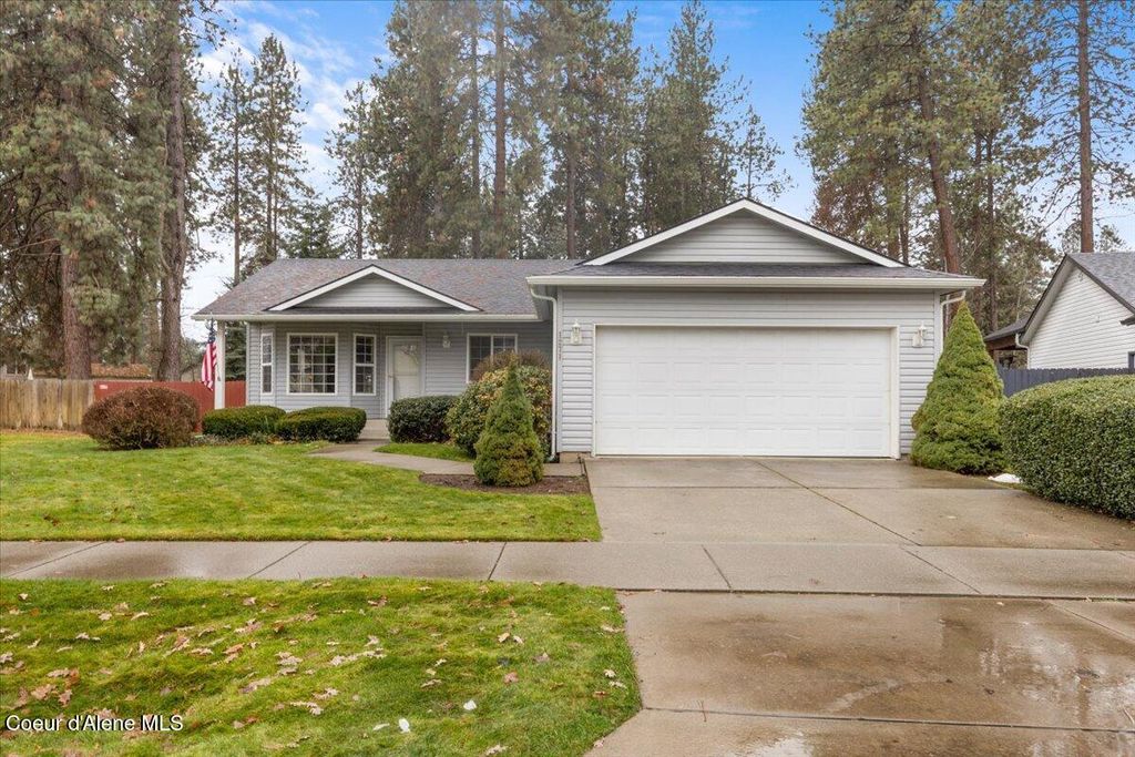 Photo of 1271 Elderberry, Coeur dAlene, ID 83815 (MLS # 25-11442)