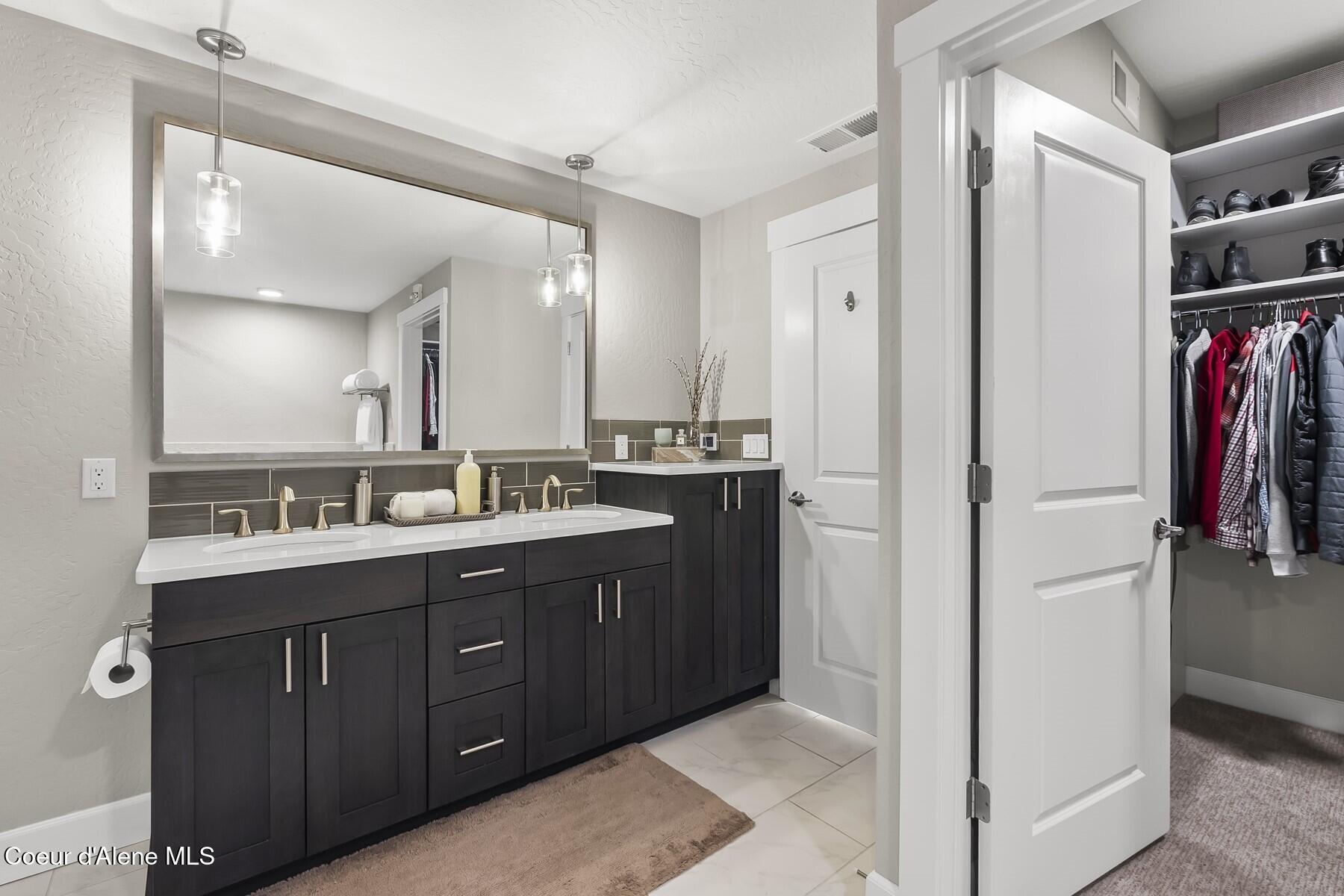 447 W Waterside Dr #105, Post Falls, Texas image 19