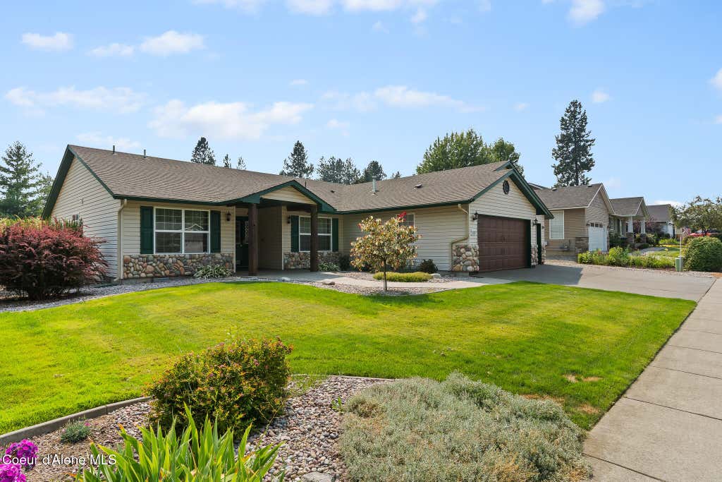 Photo of 1378 Benjamin AVE, Coeur dAlene, ID 83815 (MLS # 26-8348)