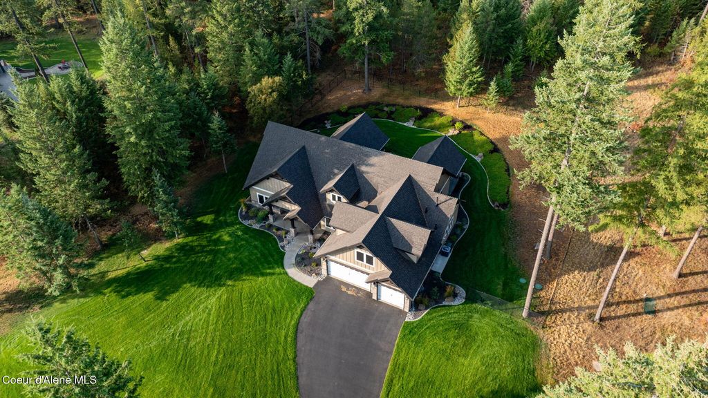 Photo of 12552 WALDEN Loop, Rathdrum, ID 83858 (MLS # 25-9493)