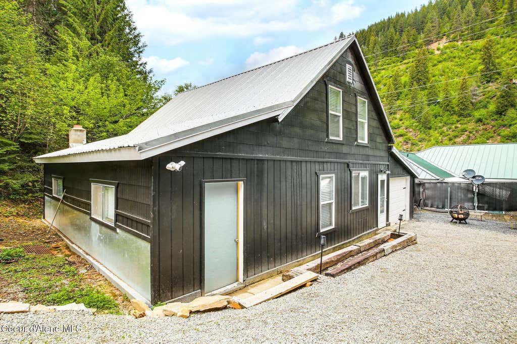 Photo of 22 Theriault Dr, Avery, ID 83802 (MLS # 26-4846)