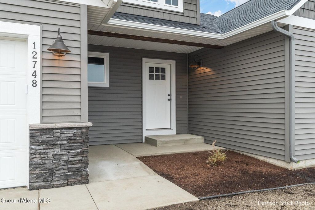 Photo of 12095 LENNON Ln, Rathdrum, ID 83858 (MLS # 26-1973)