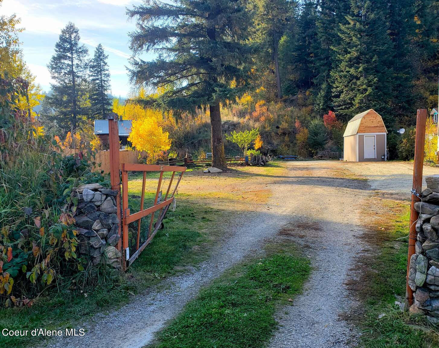 186 W Fork Pine Creek, Pinehurst, Idaho image 1