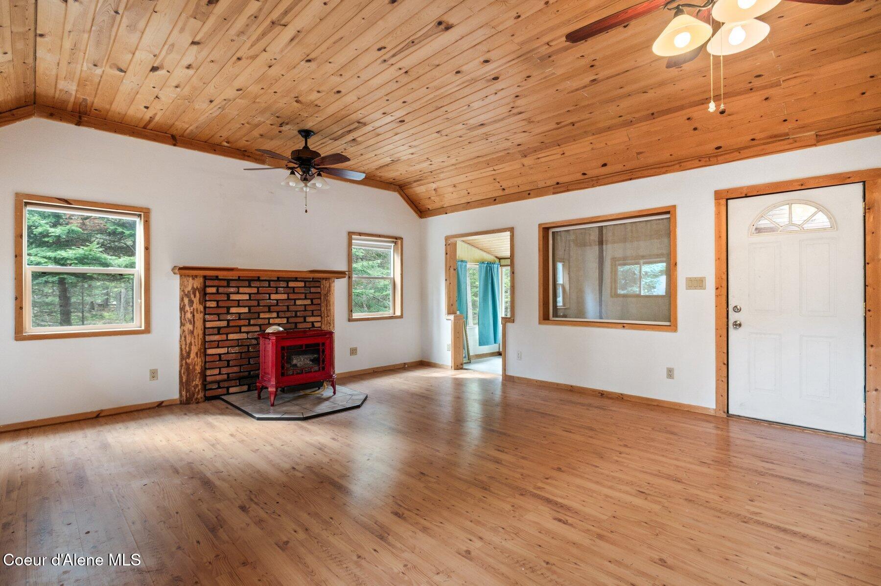 114 S Old Addie Rd, Bonners Ferry, Texas image 8