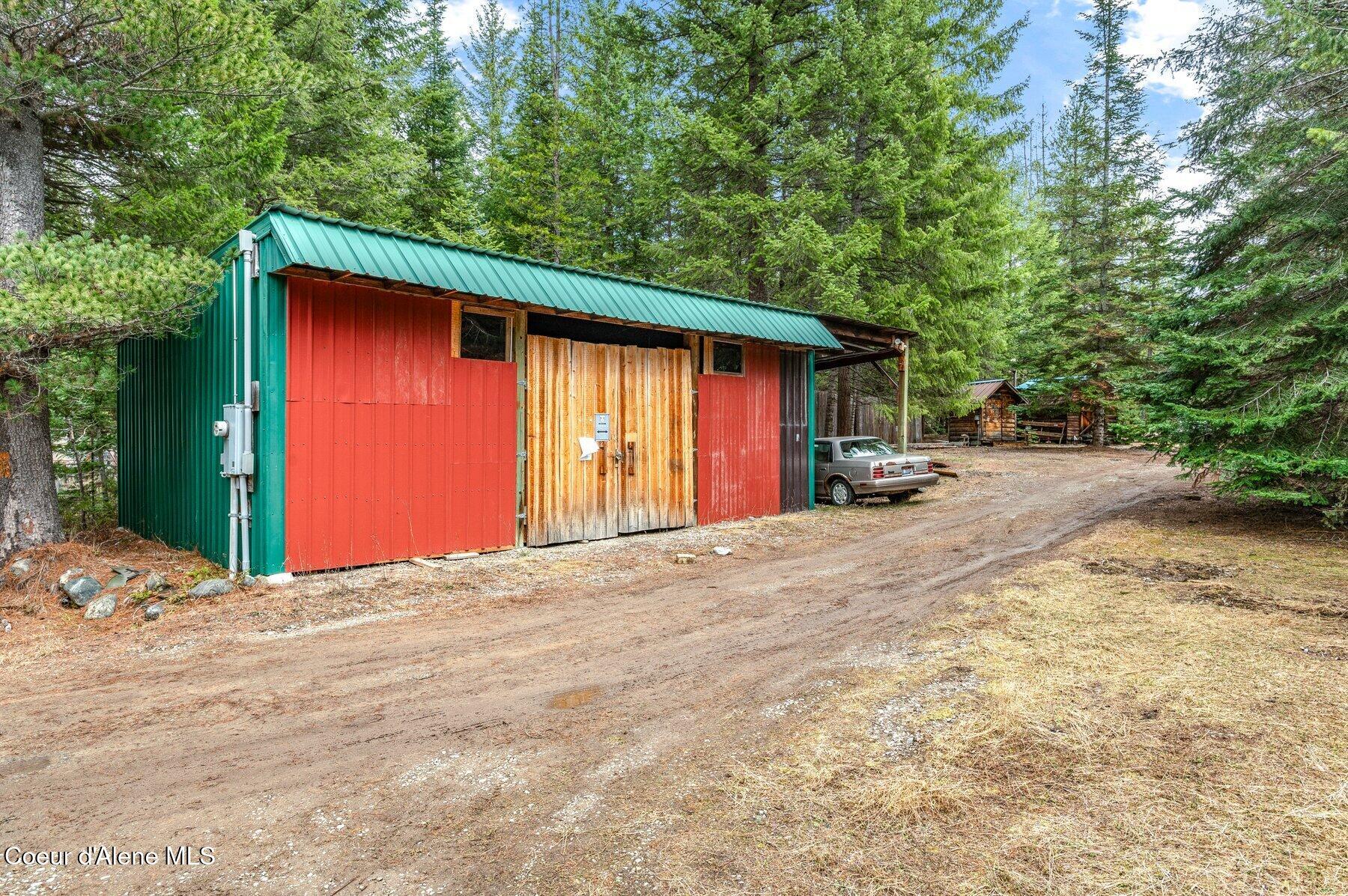 114 S Old Addie Rd, Bonners Ferry, Texas image 9