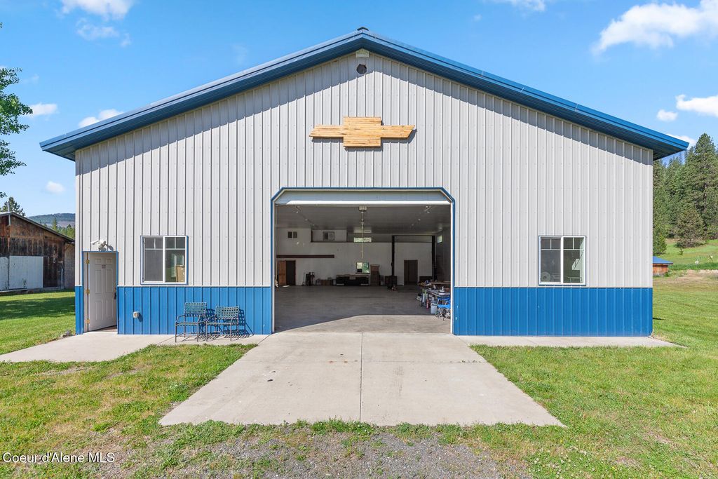 Photo of 26277 CHEVROLANE Way, Rathdrum, ID 83858 (MLS # 25-6090)