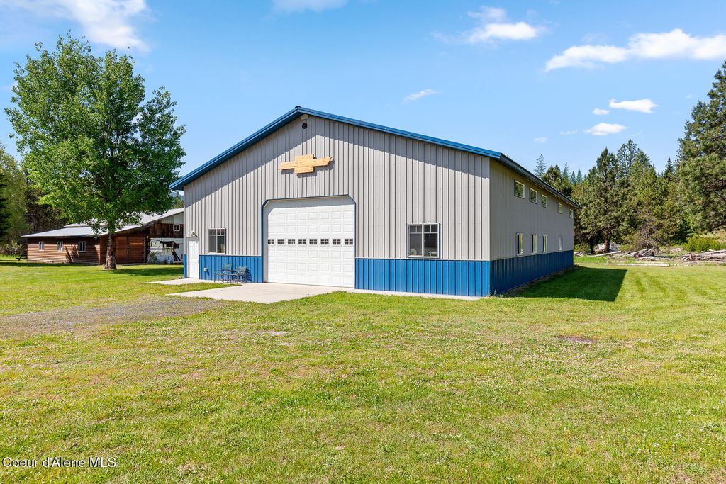 Photo of 26277 CHEVROLANE Way, Rathdrum, ID 83858 (MLS # 25-6090)