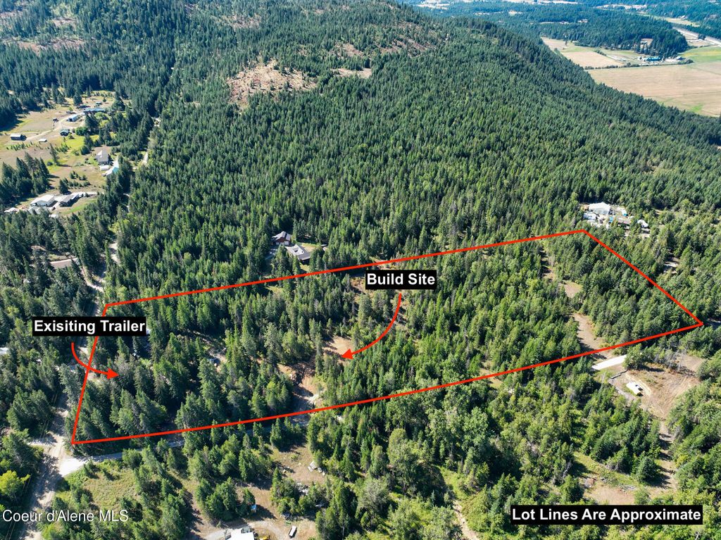 Photo of 2058 Southside School Rd, Cocolalla, ID 83813 (MLS # 25-8899)