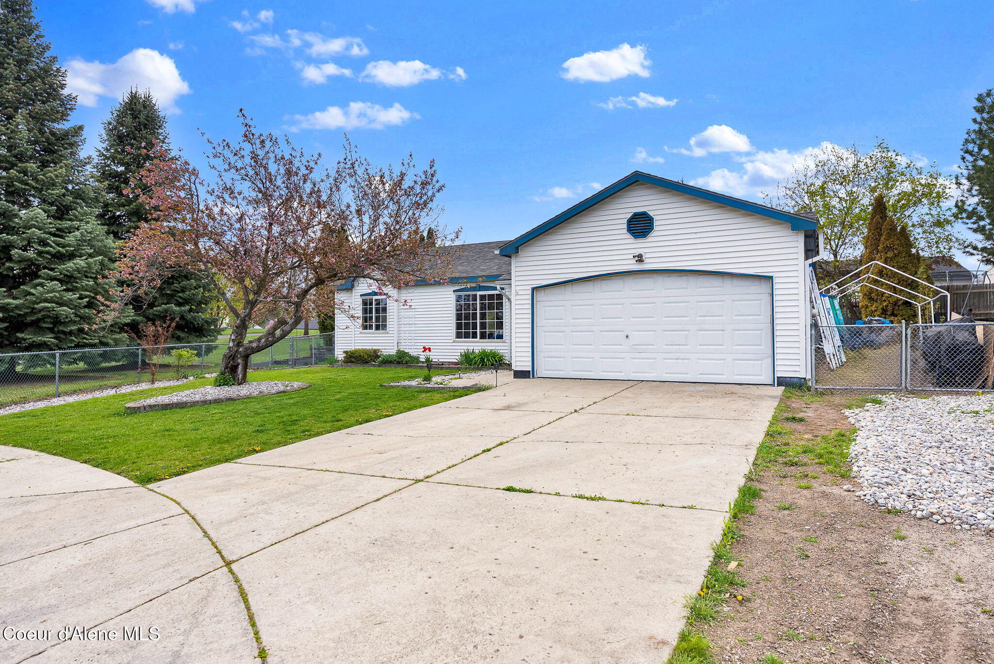 2007 N Mackenzie Drive, Post Falls, Idaho image 3