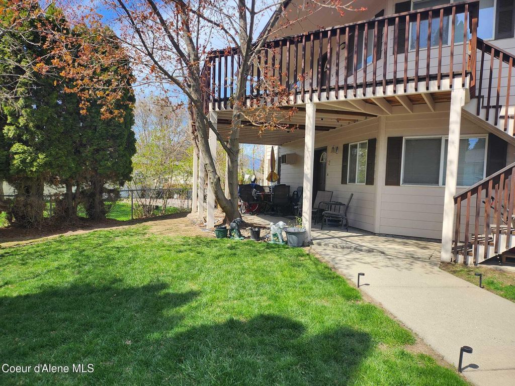 Photo of 6787 Badger St, Bonners Ferry, ID 83805 (MLS # 25-3311)