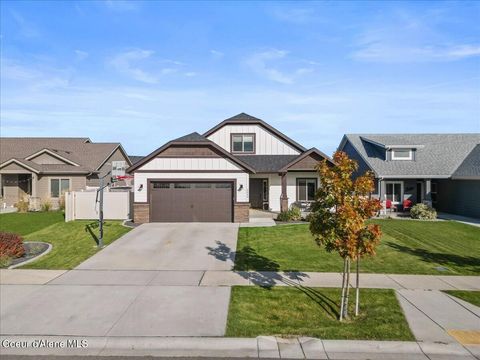 Photo of 3049 Cinder Ave, Post Falls, ID 83854 (MLS # 25-10498)