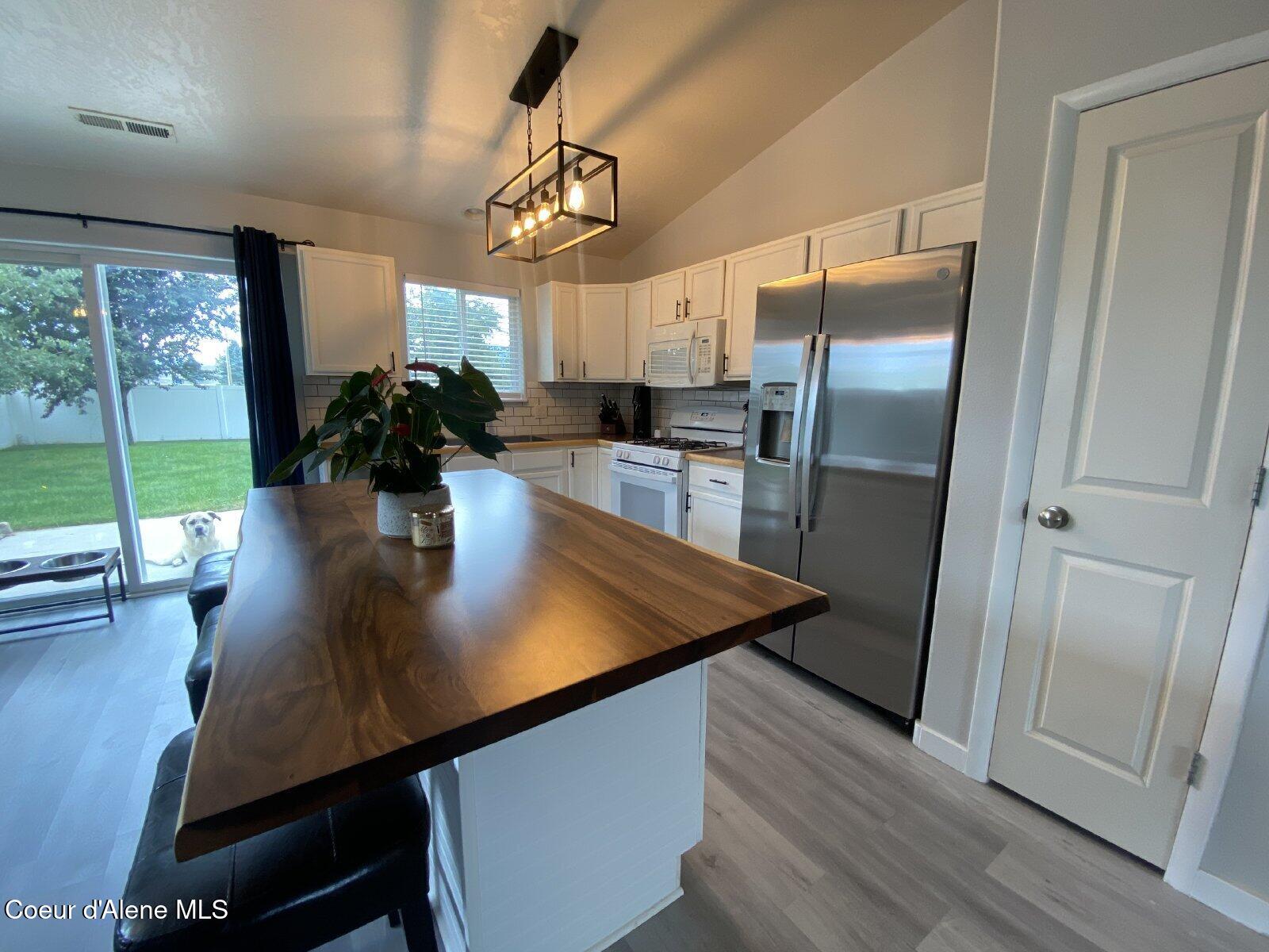 2124 E Knapp Dr, Post Falls, Alaska image 3