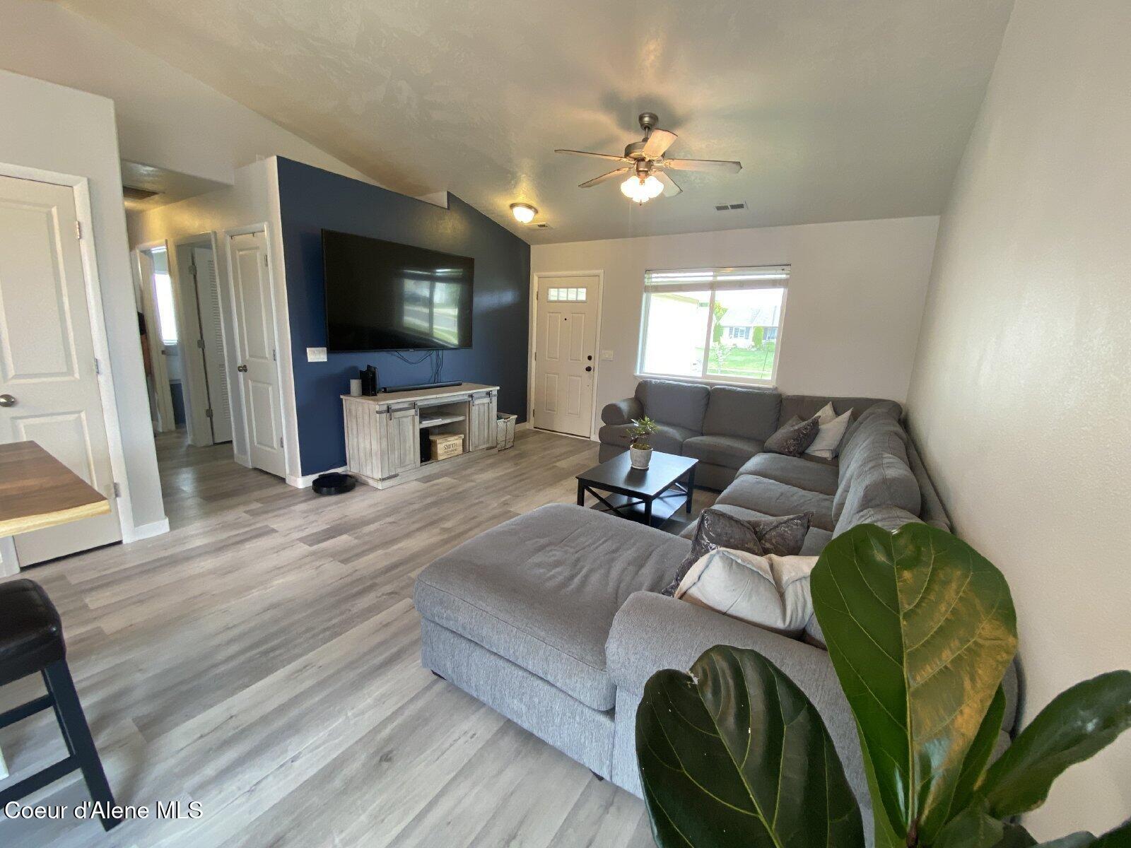 2124 E Knapp Dr, Post Falls, Alaska image 5