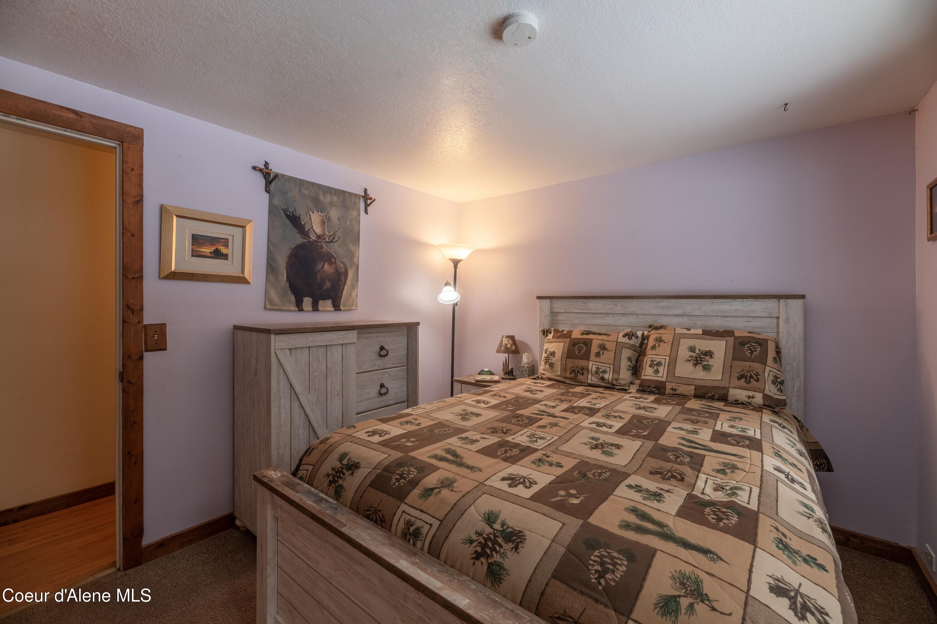 527 Creekside Dr, Priest Lake, Pennsylvania image 15