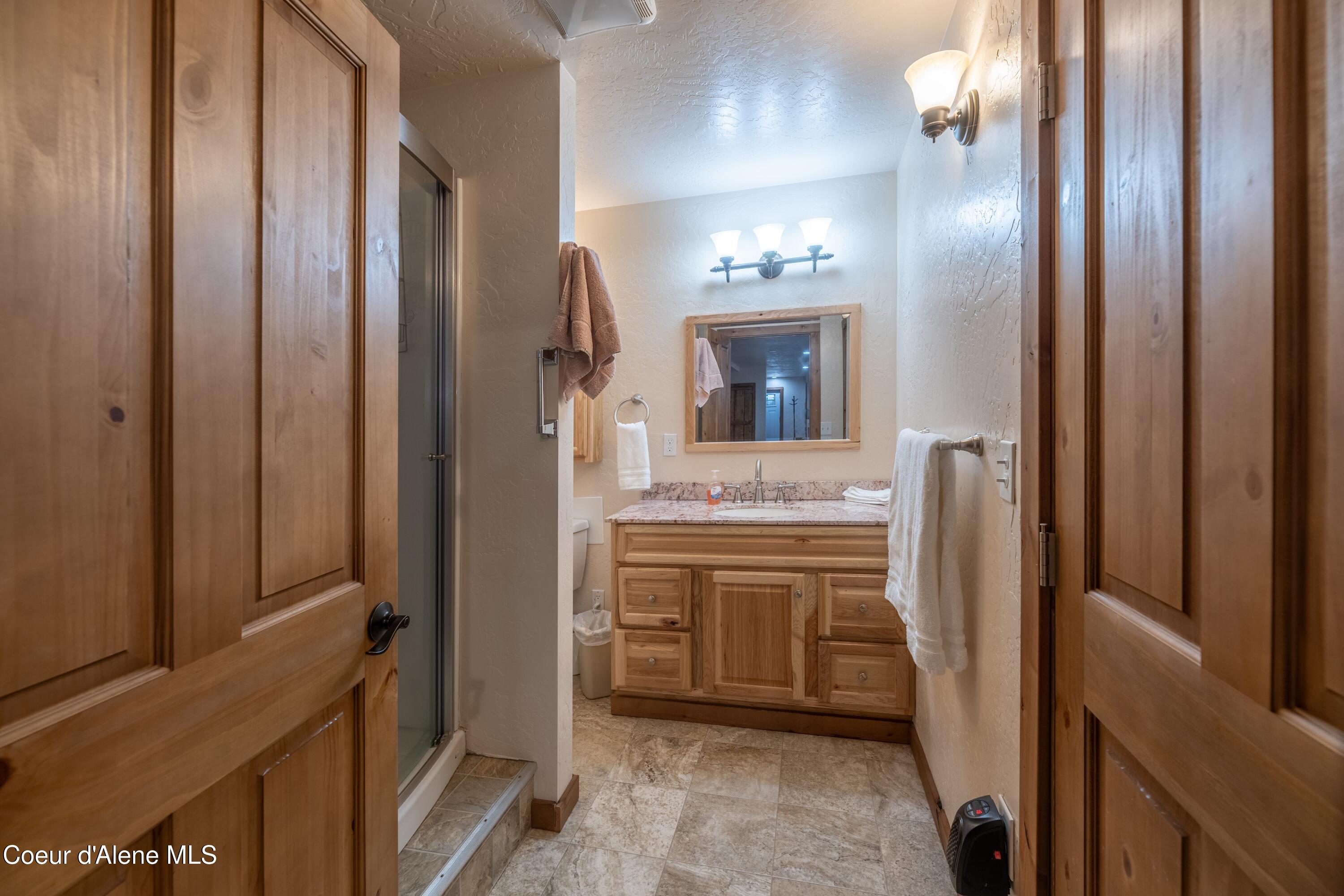 527 Creekside Dr, Priest Lake, Pennsylvania image 28