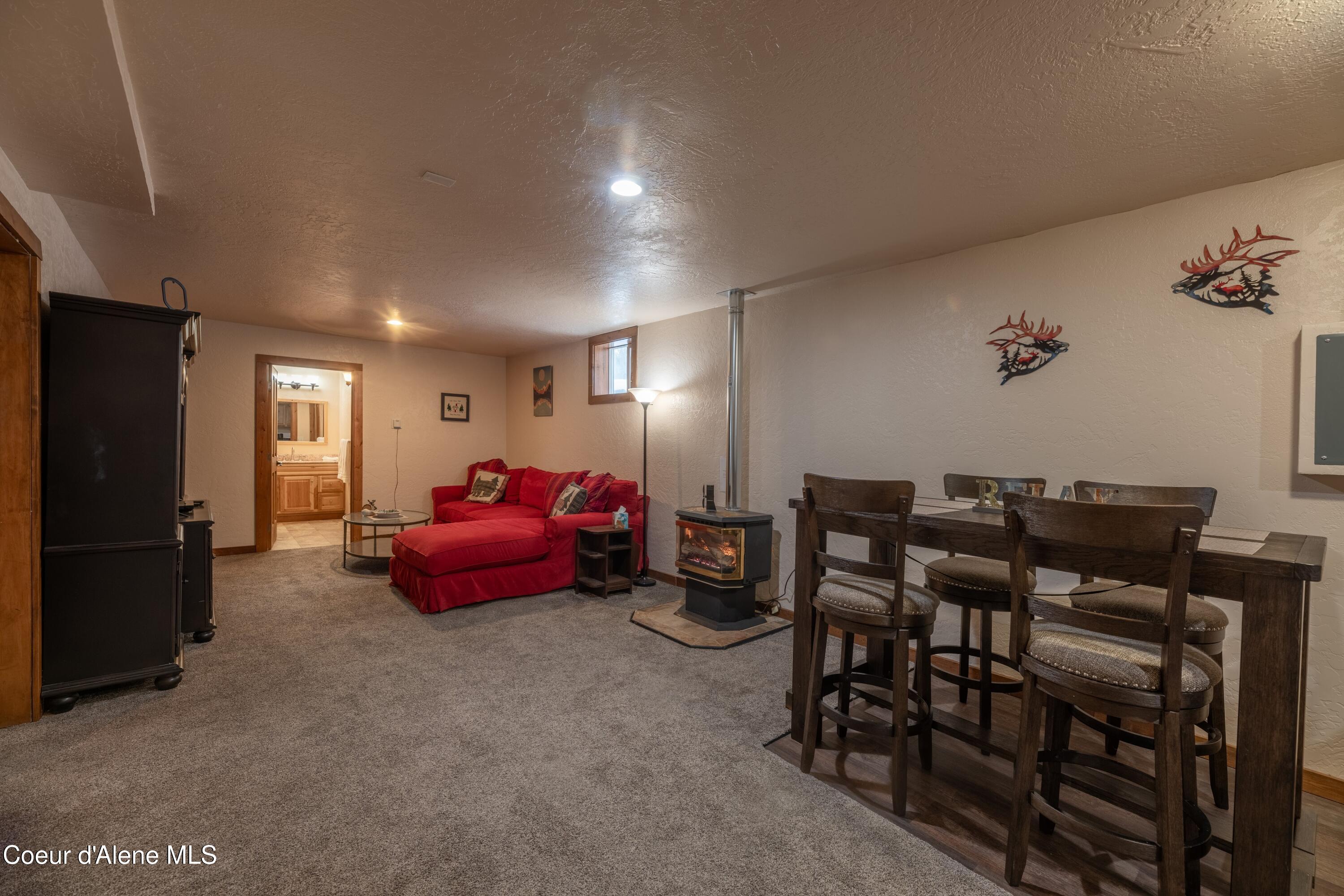527 Creekside Dr, Priest Lake, Pennsylvania image 23
