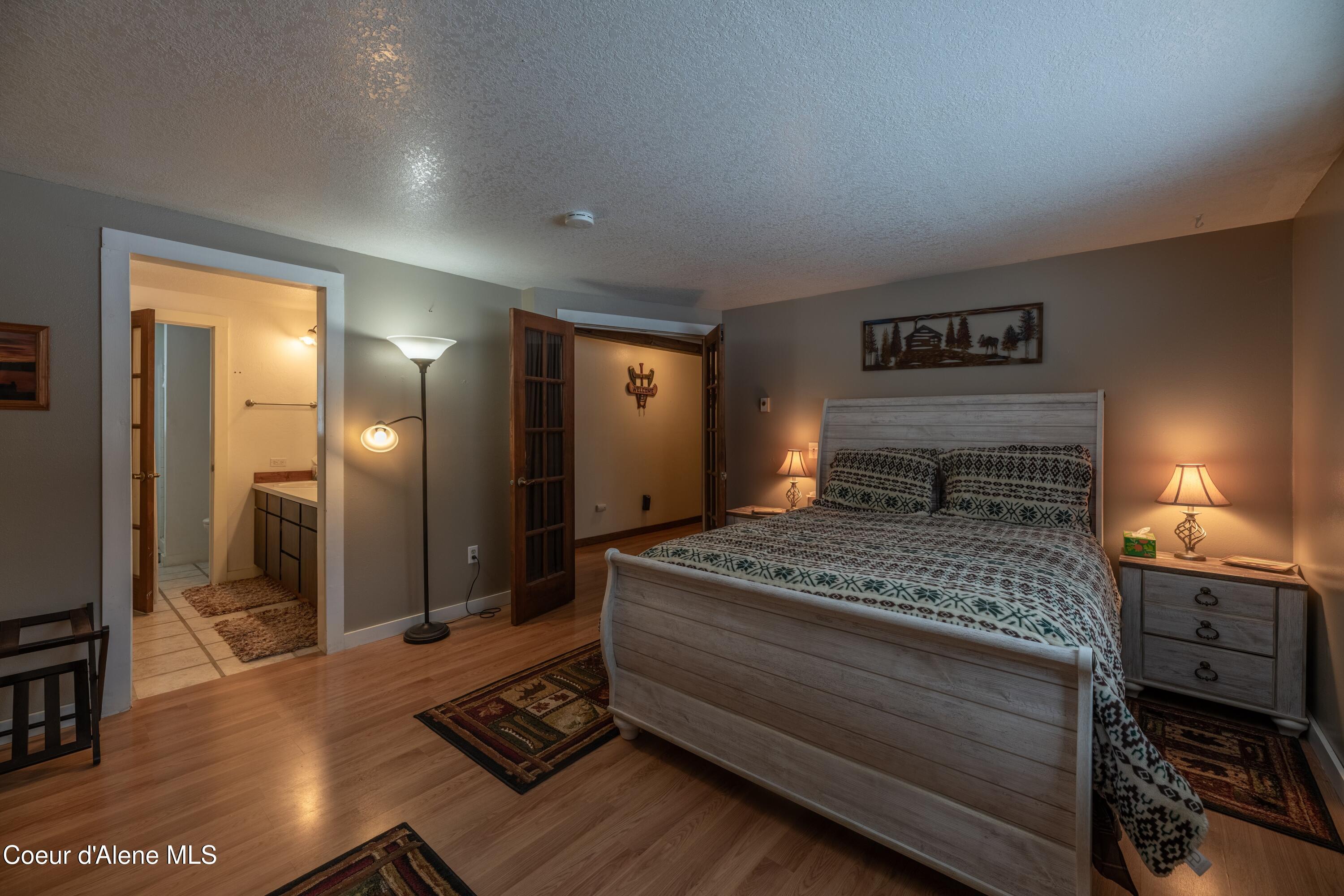 527 Creekside Dr, Priest Lake, Pennsylvania image 12