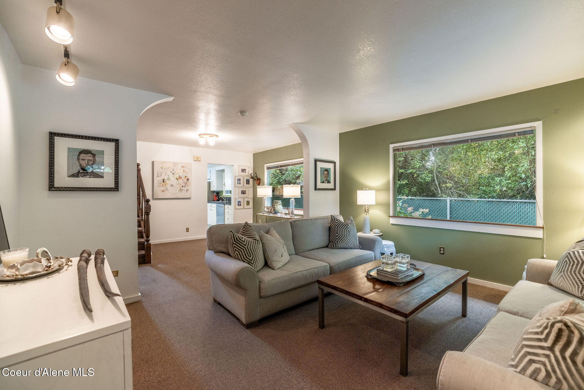 816 N B St, Coeur d'Alene, Texas image 3
