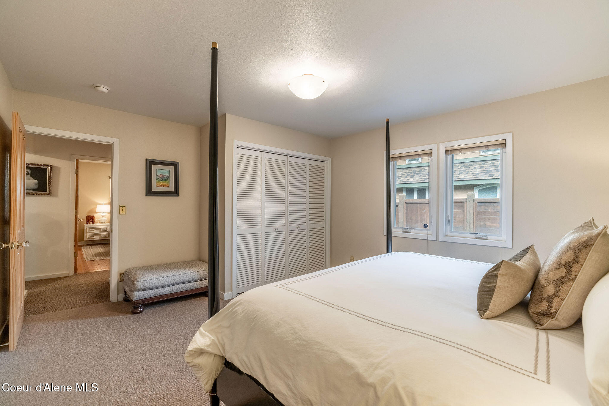 816 N B St, Coeur d'Alene, Texas image 16