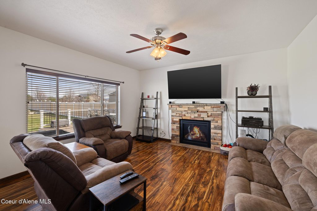 Photo of 14932 Pristine Cir, Rathdrum, ID 83858 (MLS # 26-3311)