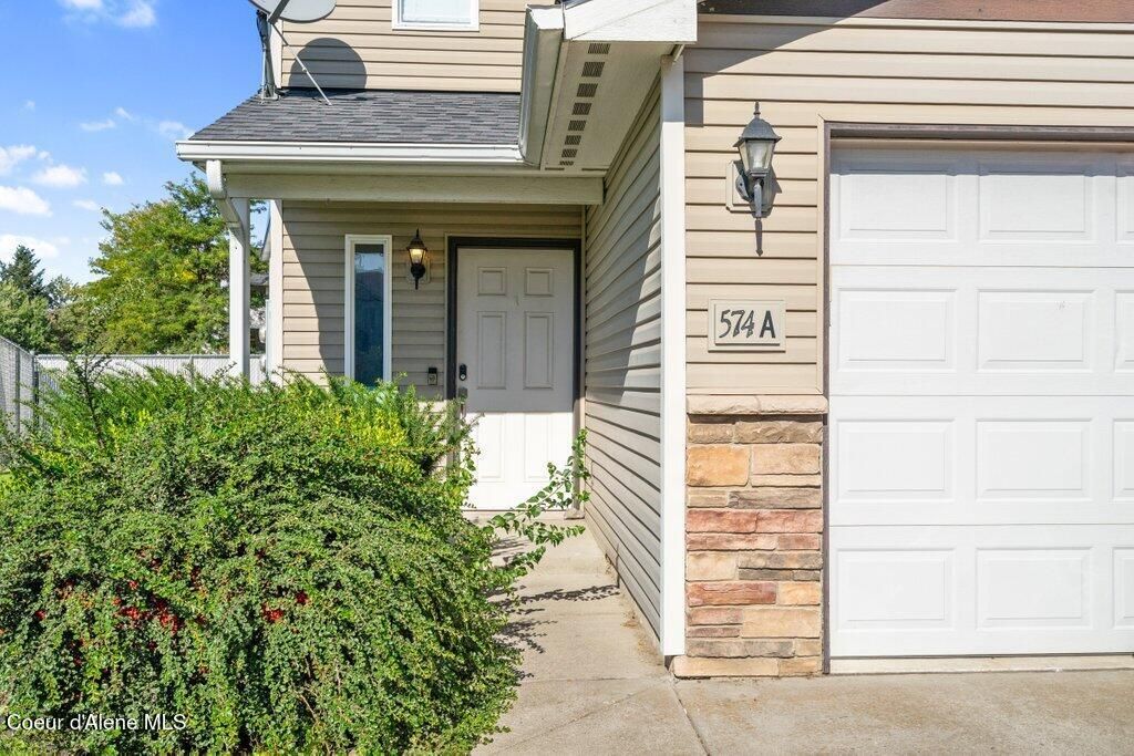 Photo of 574 HYDRA Pl #A, Post Falls, ID 83854 (MLS # 25-9919)