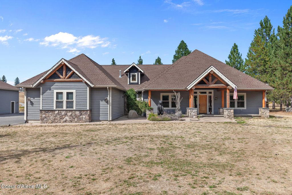 Photo of 5401 LANCASTER Rd, Hayden, ID 83835 (MLS # 25-8661)