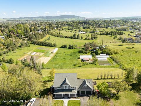 Photo of 1673 Christopher LN, Moscow, ID 83843 (MLS # 26-4581)
