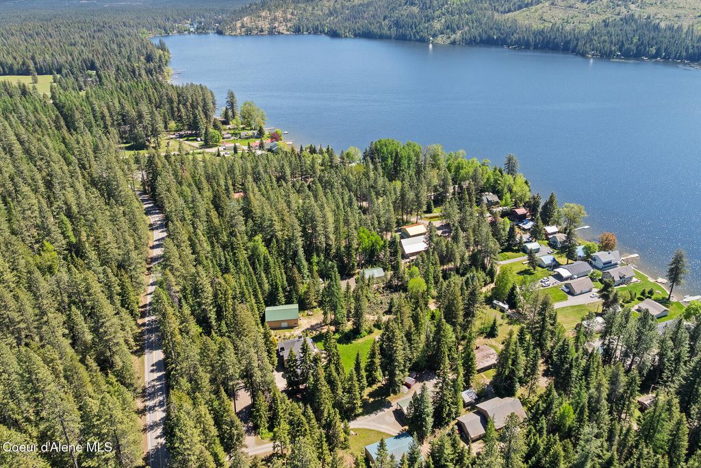 Photo of 10938 Twin Lakes Lakes, Rathdrum, ID 83858 (MLS # 26-4667)