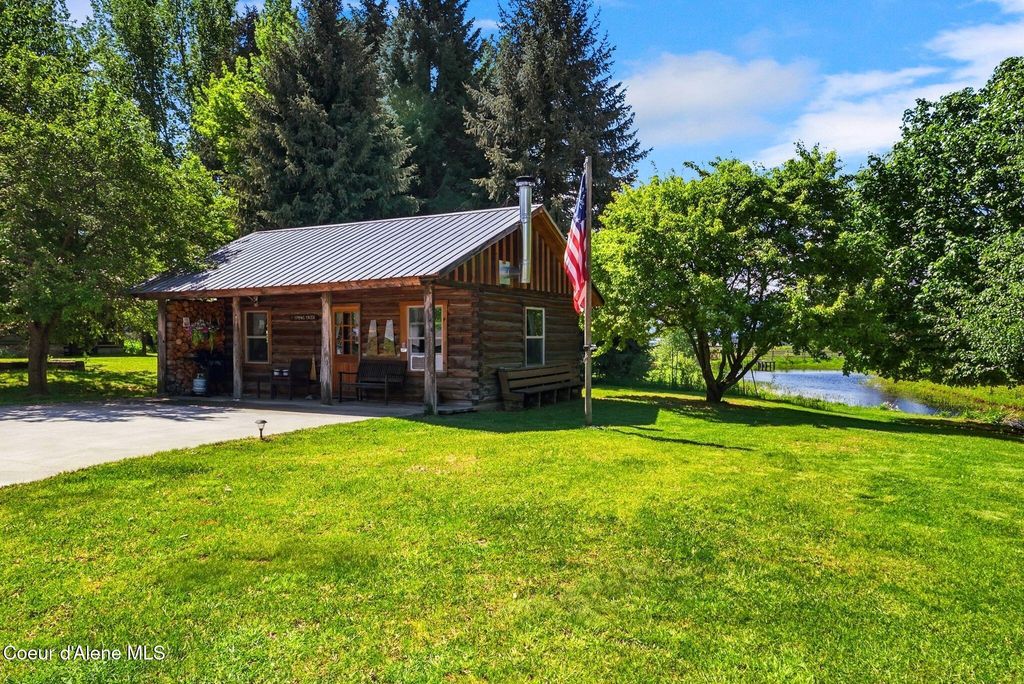 Photo of 1255 Hickey RD, Sandpoint, ID 83864 (MLS # 26-5245)