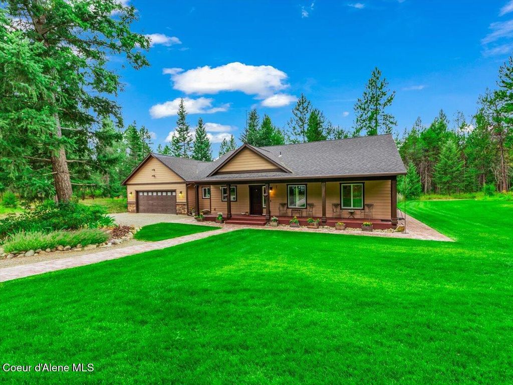 Photo of 68 Outback Ridge Ridge, Spirit Lake, ID 83869 (MLS # 25-11604)