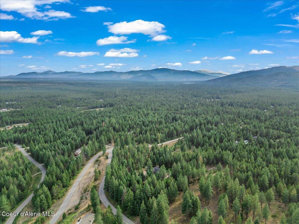 Photo of 68 Outback Ridge Ridge, Spirit Lake, ID 83869 (MLS # 25-11604)