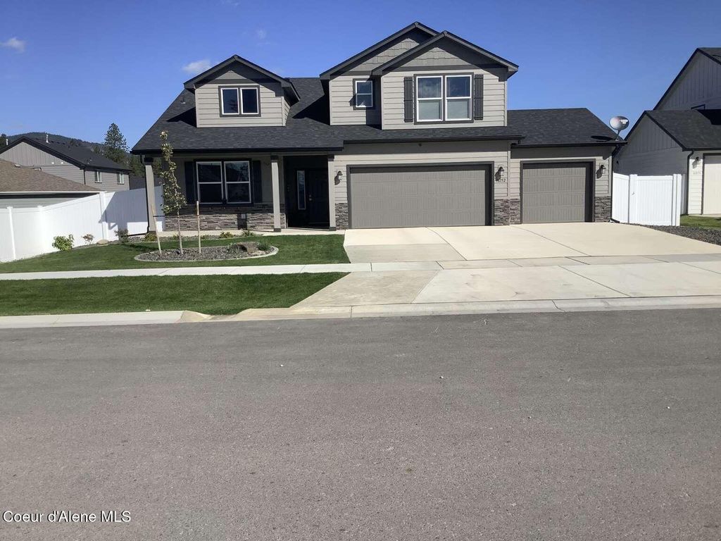 Photo of 16152 Hadley Loop, Rathdrum, ID 83858 (MLS # 26-2618)
