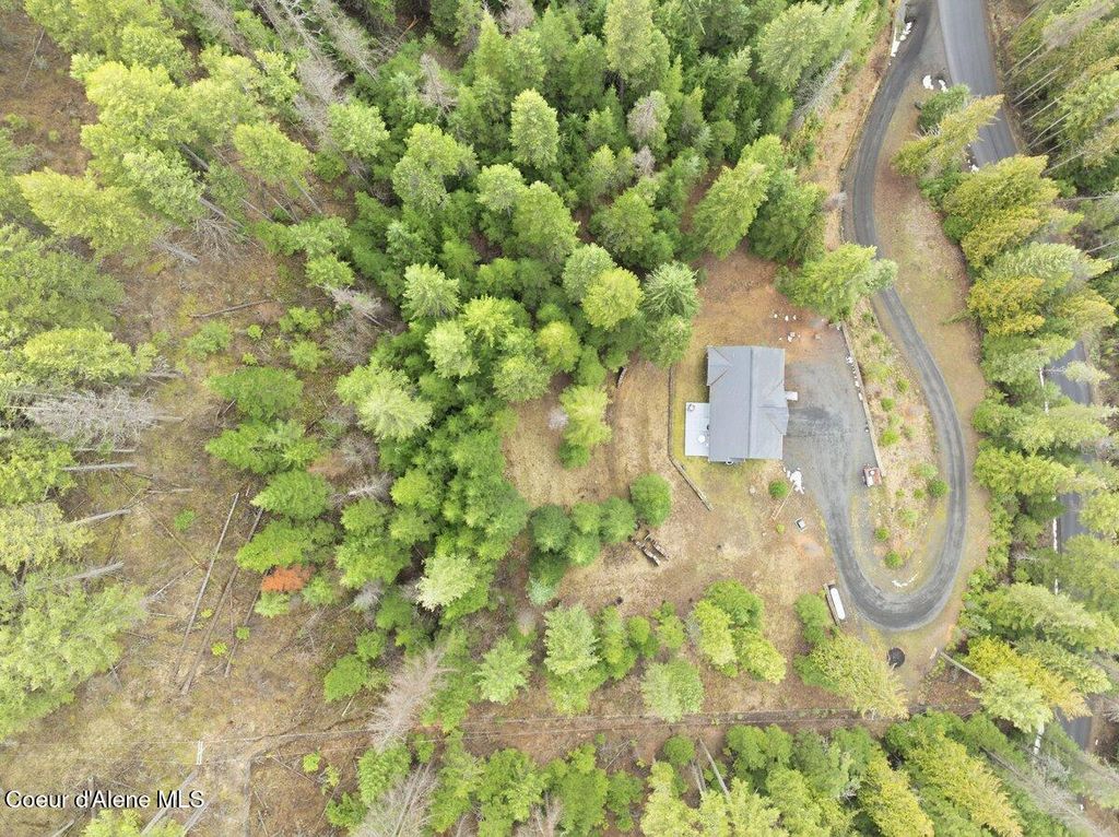 Photo of 5340 Hull Loop, Coeur dAlene, ID 83814 (MLS # 26-2506)