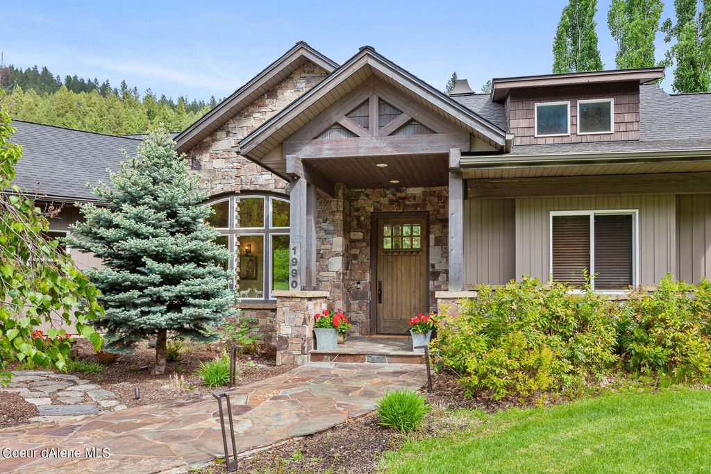 Photo of 1990 GATEWAY RANCH Rd, Coeur dAlene, ID 83814 (MLS # 25-3150)