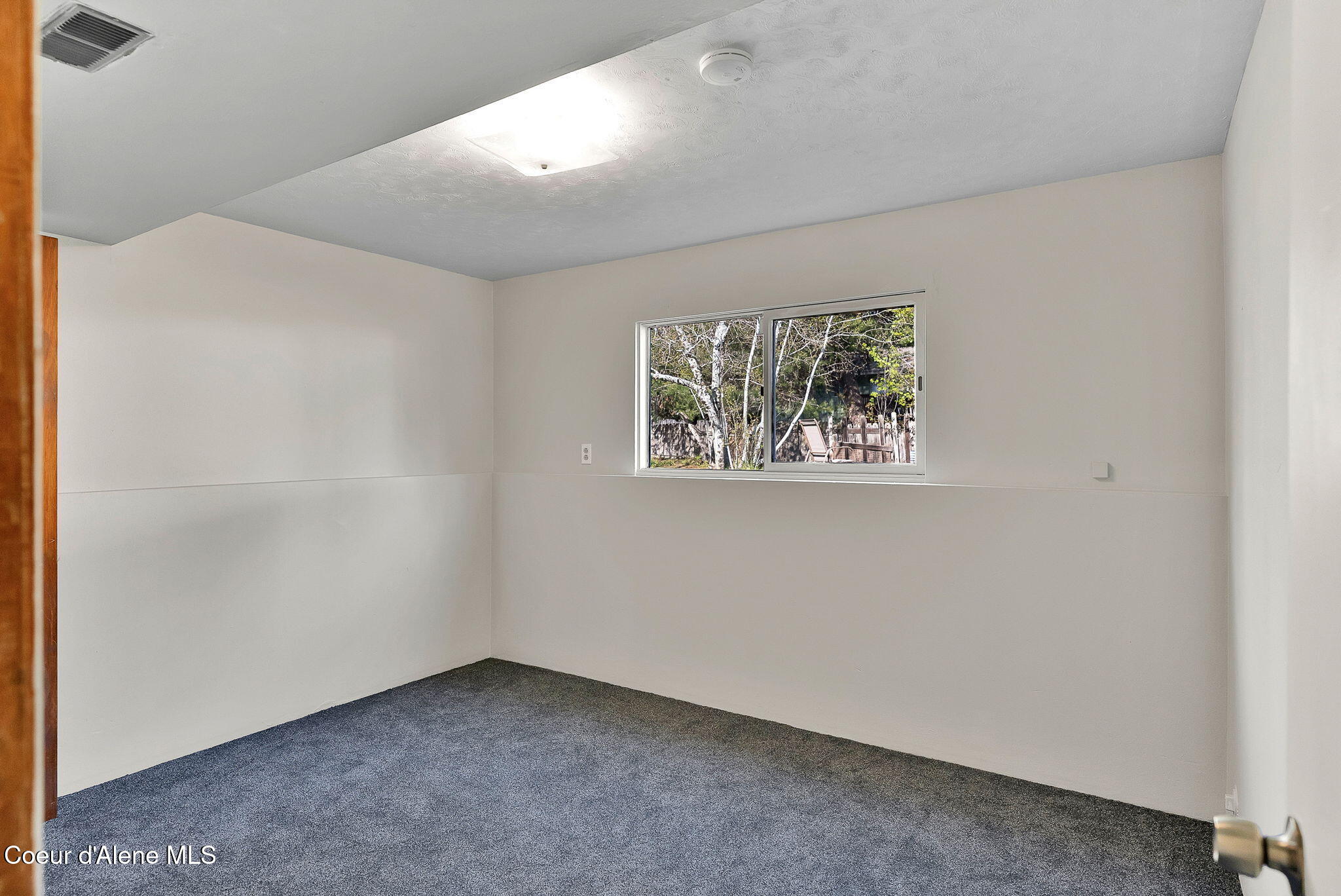 407 E Buttercup Ln, Coeur d'Alene, Idaho image 38