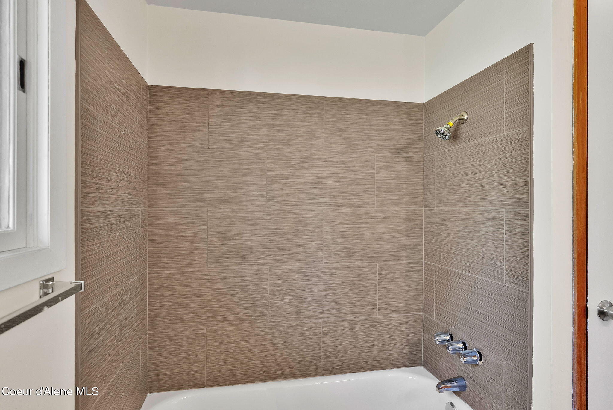 407 E Buttercup Ln, Coeur d'Alene, Idaho image 18